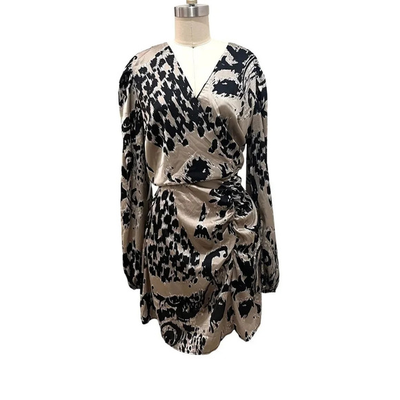 AX Paris Multi Printed Long Sleeve Satin Dress , Size 8 NWT Taupe and Black - Picture 4 of 9